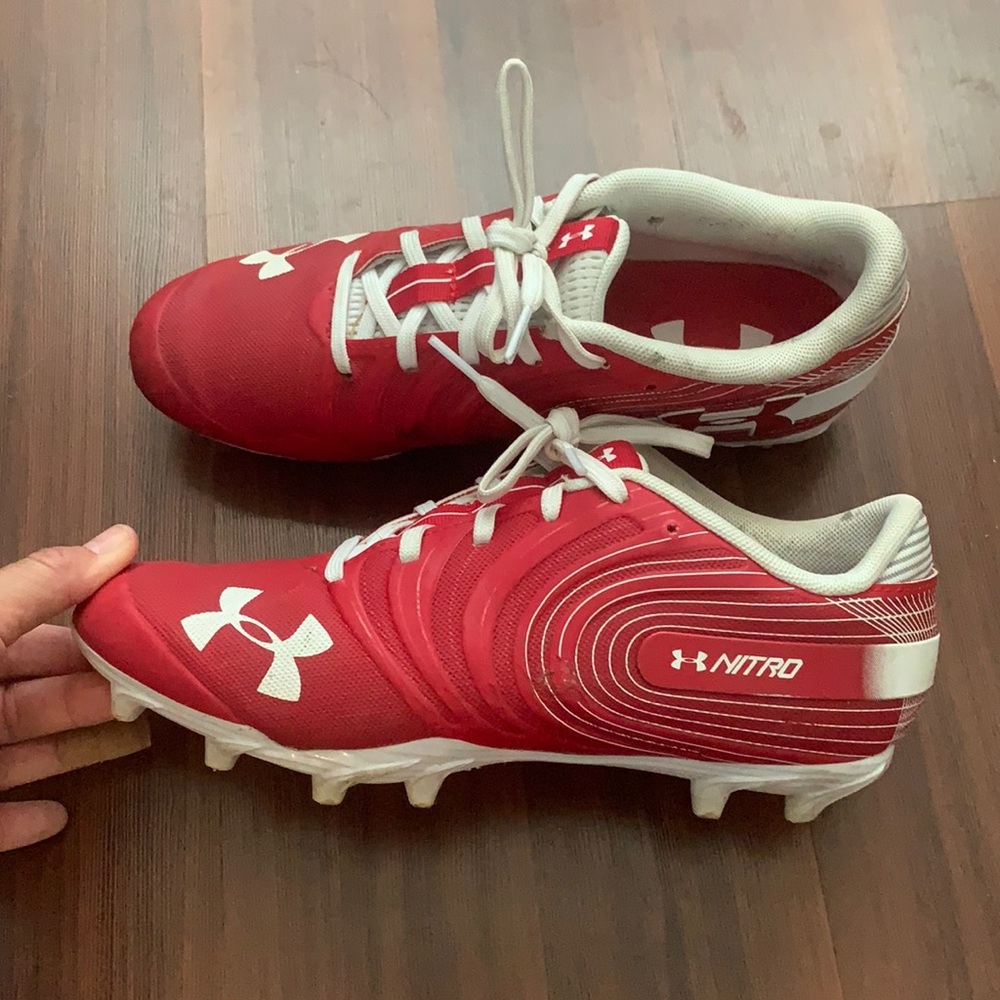 Big Boys UA Fball Cleats, 6.5 - worn for 2 weeks.